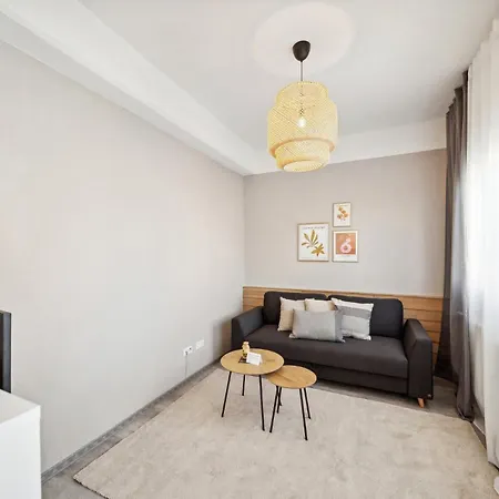 Ruhige Lage, Gute Anbindung, Frisch Renoviert