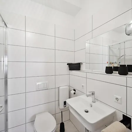 Ruhige Lage, Gute Anbindung, Frisch Renoviert Fellbach