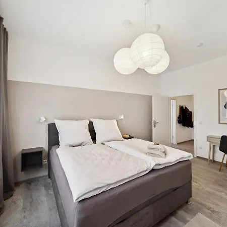 Appartement Ruhige Lage, Gute Anbindung, Frisch Renoviert Fellbach